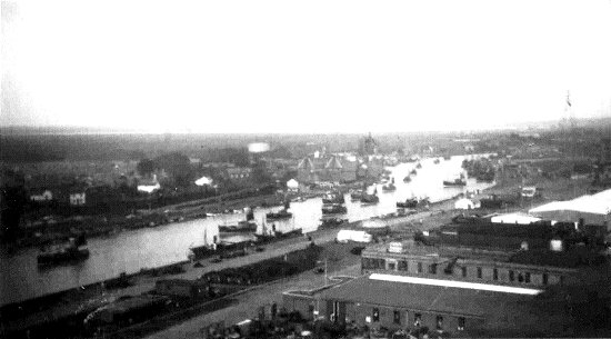 Herring drifters in Yarmouth, Oct 1957