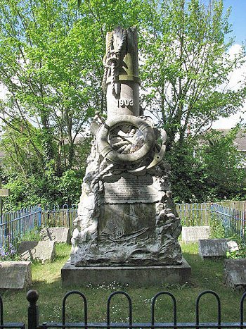 Caister 1901 Lifeboat Disaster memorial