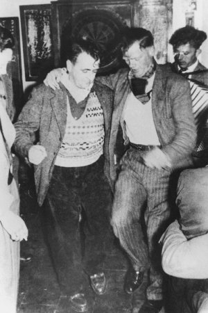 Font Whatling and Wattie Wright stepping